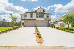 438 Lake Day Dr, Conroe, TX 77304 - Photo 2