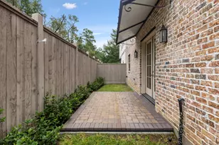 106 Cinder Berry St, The Woodlands, TX 77384 - Photo 6