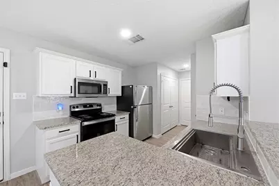 15011 Crockett Road, Willis, TX 77378 - Photo 8
