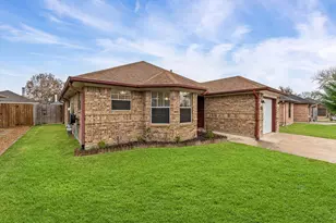 5917 Red River Dr, Dickinson, TX 77539 - Photo 4