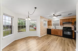 5917 Red River Dr, Dickinson, TX 77539 - Photo 8