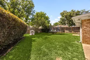 823 Pinesap Dr, Houston, TX 77079 - Photo 30