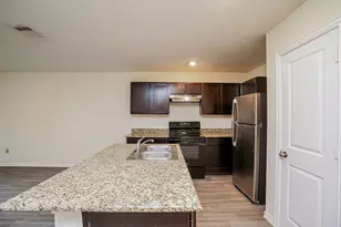 8521 Dosia St, Houston, TX 77051 - Photo 8