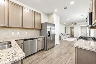 2317 Green Sturgeon Ct, Conroe, TX 77384 - Photo 6