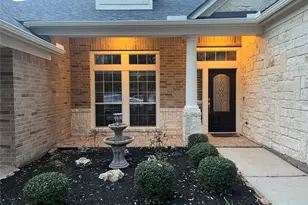 2904 Lakemist Ct, League City, TX 77573 - Photo 2