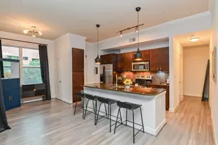 300 St Joseph Pkwy, Houston, TX 77002 - Photo 10