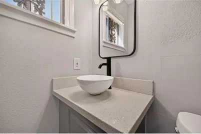 917 Defender Street, Houston, TX 77029 - Photo 22