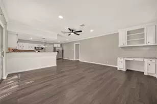 917 Defender St, Houston, TX 77029 - Photo 14