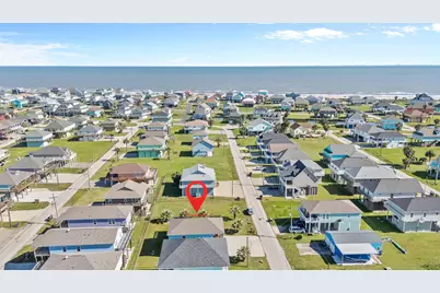 984 Crane Lane, Crystal Beach, TX 77650 - Photo 2