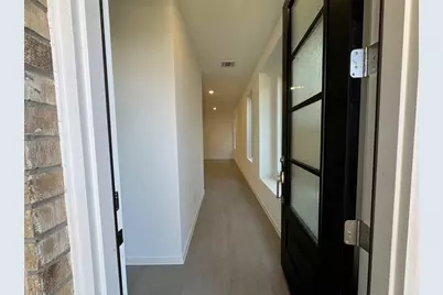 9226 Callum Nest Court, Baytown, TX 77521 - Photo 2