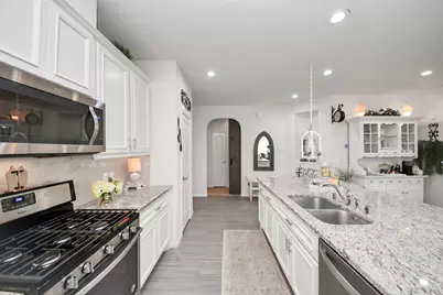 9617 Yellow Rose Drive, Texas City, TX 77591 - Photo 16