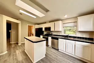 202 Main St, Fresno, TX 77545 - Photo 16