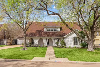 11006 Wickersham Lane, Houston, TX 77042 - Photo 2