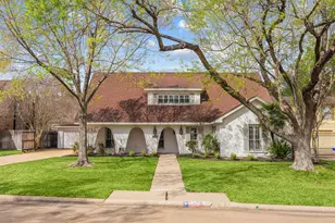 11006 Wickersham Ln, Houston, TX 77042 - Photo 2