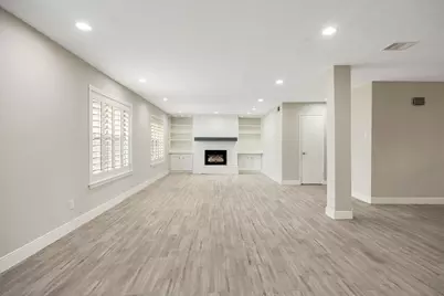 11006 Wickersham Lane, Houston, TX 77042 - Photo 6