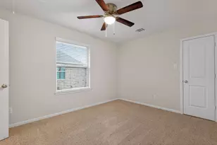 2608 Holbrook Springs Ln, League City, TX 77573 - Photo 34