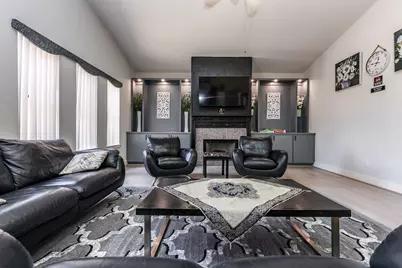 9715 Riddlewood Lane, Houston, TX 77025 - Photo 14