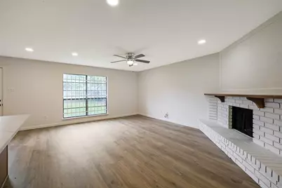 5007 Ridgecreek Drive, Houston, TX 77053 - Photo 10