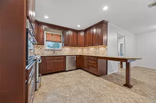 5638 Sanford Rd, Houston, TX 77096 - Photo 12