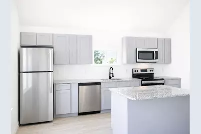 822 Omeara, Montgomery, TX 77316 - Photo 2