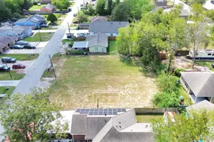 8224 Cannon St, Houston, TX 77051 - Photo 18