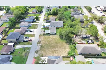 8224 Cannon Street, Houston, TX 77051 - Photo 12