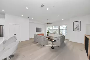 615 Oakley St, Houston, TX 77006 - Photo 22