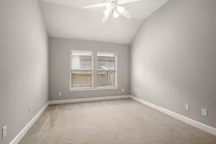 18226 E Willow Oak Bend Dr, Cypress, TX 77433 - Photo 16