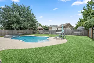 18226 E Willow Oak Bend Dr, Cypress, TX 77433 - Photo 22