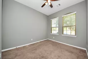 2402 Village Lakes Dr, Katy, TX 77493 - Photo 14