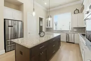 2302 Kolbe Grove Ln, Houston, TX 77080 - Photo 8