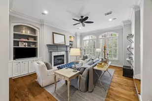 1315 Hyde Park Blvd, Houston, TX 77006 - Photo 2