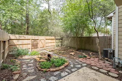 86 Wintergreen Trail, The Woodlands, TX 77382 - Photo 40