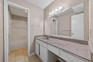 12500 Sandpiper Dr, Houston, TX 77035 - Photo 16