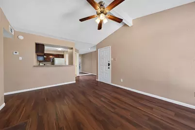 12500 Sandpiper Drive #122, Houston, TX 77035 - Photo 6