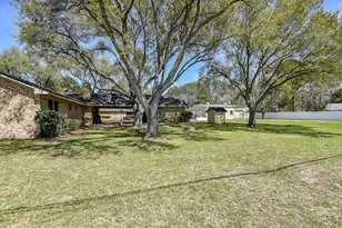 2719 Vail St, Rosenberg, TX 77471 - Photo 2