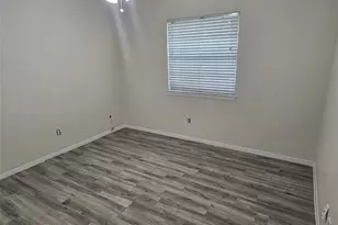 1113 E Amherst Ln, Deer Park, TX 77536 - Photo 16