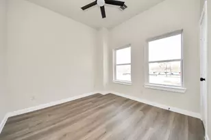 8025 Peachtree St, Houston, TX 77016 - Photo 20