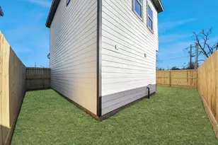 8025 Peachtree St, Houston, TX 77016 - Photo 34