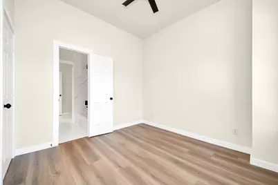 8025 Peachtree Street #D, Houston, TX 77016 - Photo 22