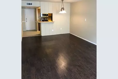 4647 Wild Indigo Street #21/362, Houston, TX 77027 - Photo 6