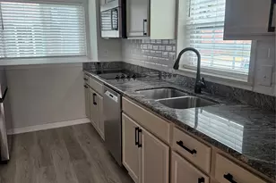437 Bendwood Dr, Houston, TX 77024 - Photo 4
