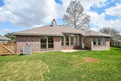 1422 Township Court, Rosenberg, TX 77471 - Photo 32