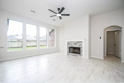 1422 Township Court, Rosenberg, TX 77471 - Photo 4