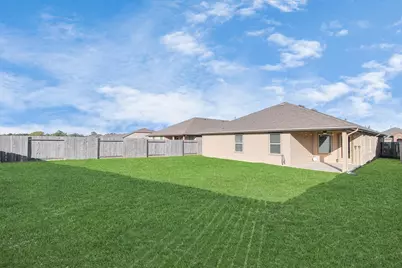 3947 Country Club Drive, Baytown, TX 77521 - Photo 38
