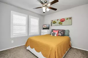 3947 Country Club Dr, Baytown, TX 77521 - Photo 36