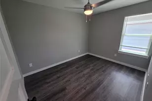 9806 Fillmore St, Houston, TX 77029 - Photo 10