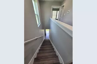 9806 Fillmore Street #B, Houston, TX 77029 - Photo 14