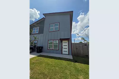 9806 Fillmore Street #B, Houston, TX 77029 - Photo 2