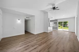 22738 Millgate Dr, Spring, TX 77373 - Photo 2